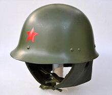 Chinese 1982 non-ballistic fiber paratrooper's helmet.JPG